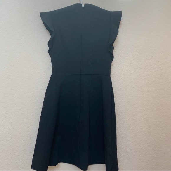 BCBGeneration Black Flutter Sleeve Mini Dress Sz 2 - Picture 8 of 13